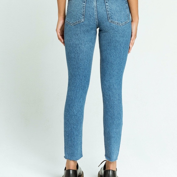 BDG Mid Rise Twig Ankle Jean - Picture 4 of 4